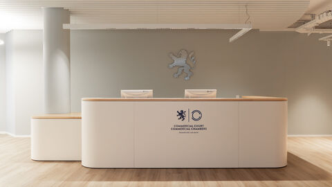 Blick auf den Empfang des Commercial Court Frankfurt